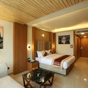 Omega - Central, Sec 45 **** Gurgaon