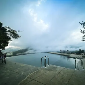 Haze And Kites 5* Munnar