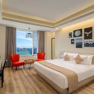 The Nilaya 3* Shimla